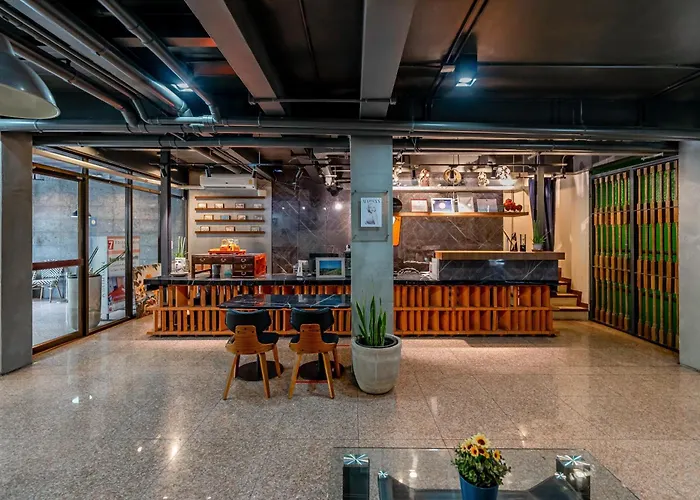 Hotel 7 Days Premium At Icon Siam Station - No Parking Banguecoque