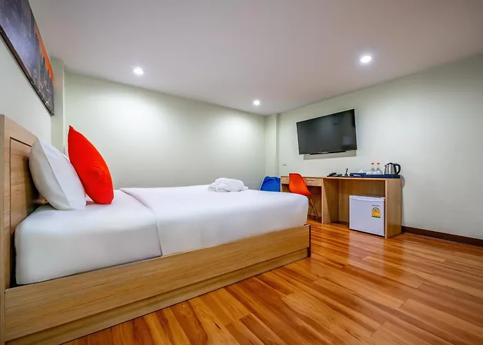 Hotel 7 Days Premium At Icon Siam Station - No Parking 3*