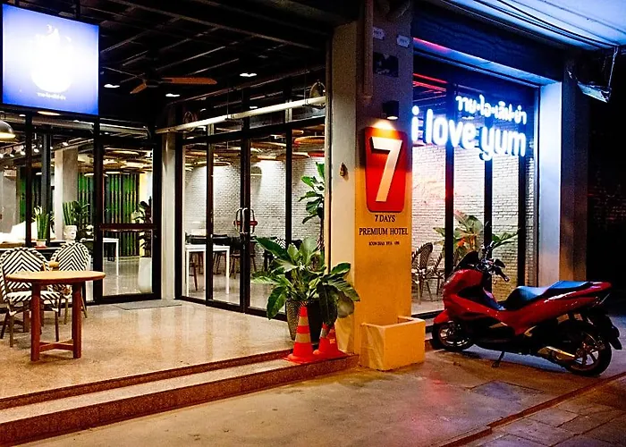 Hotel 7 Days Premium At Icon Siam Station - No Parking 3*